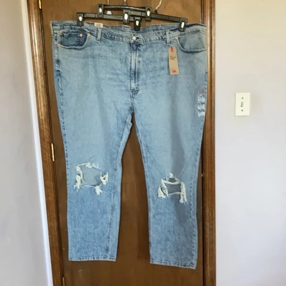 Relisted Levi’s 541 athletic taper distressed jean sits at waist 58 x 34 - Picture 12 of 17